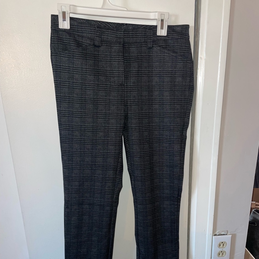 Calvin Klein dress pants, women’s, size 4, skinny pant